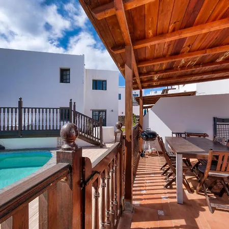 Casa de Férias Casa Hibiscus- Pool- Bbq By Lanzarote Punta Mujeres